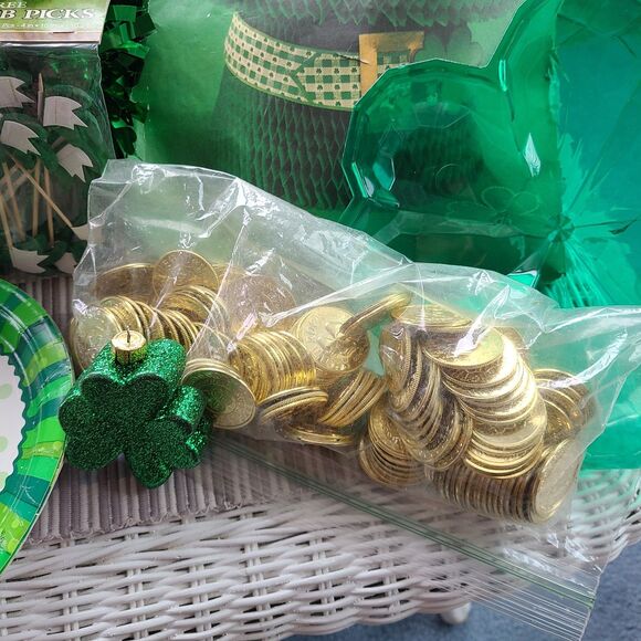 St. Patrick’s Day Decoration and Party Lot – Festive & Fun Shamrock Style! - Picture 8 of 9